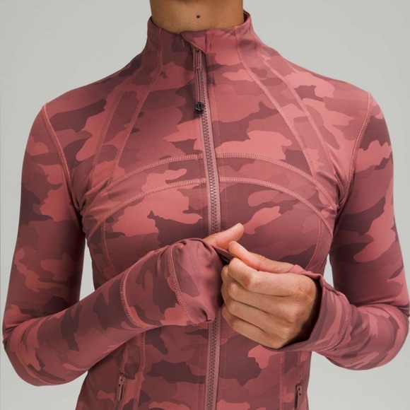 LIKE NEW Lululemon Define Jacket NULUX
Heritage 365 Camo Brier Rose Multi - Picture 2 of 9